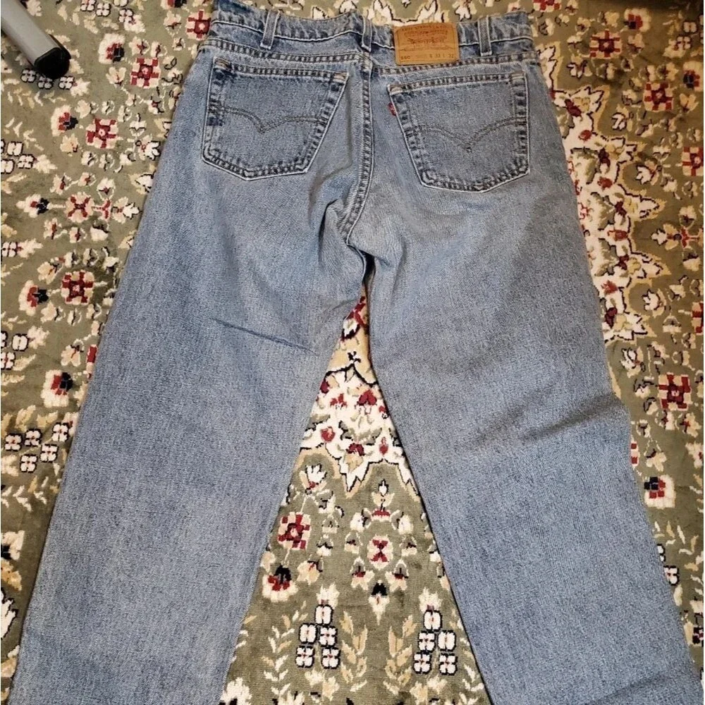 4. 1996 ~ Vintage ~ Levi's 💙 ~ 550 ~ 33 x 32 ~ Made in the 🇺🇸 USA